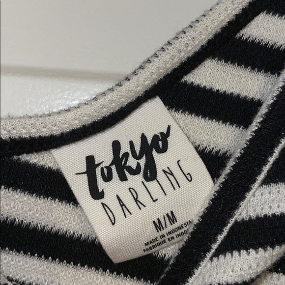 Striped Knit Crop Top - Picture 2 of 3